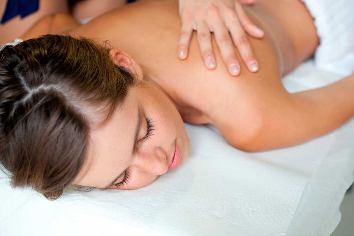Massatge Relaxant i Antiestrès Massatge Relaxant i Antiestrès.